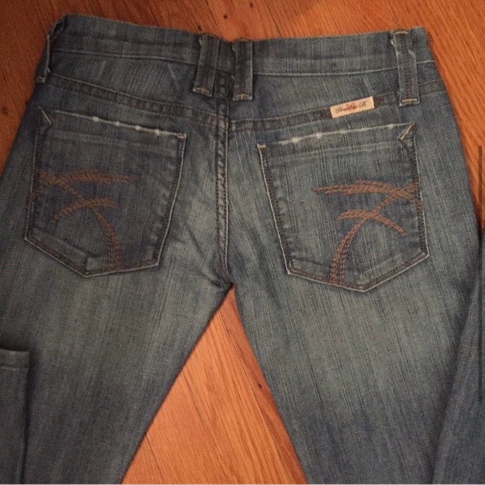 Women’s Blue Flared Jeans - Classic Mid Wash - Picture 3 of 3